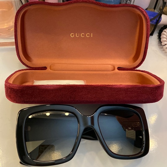 GUCCI Sunglasses